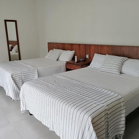 Deluxe Apartments Azure Bacalar Eksteriør bilde